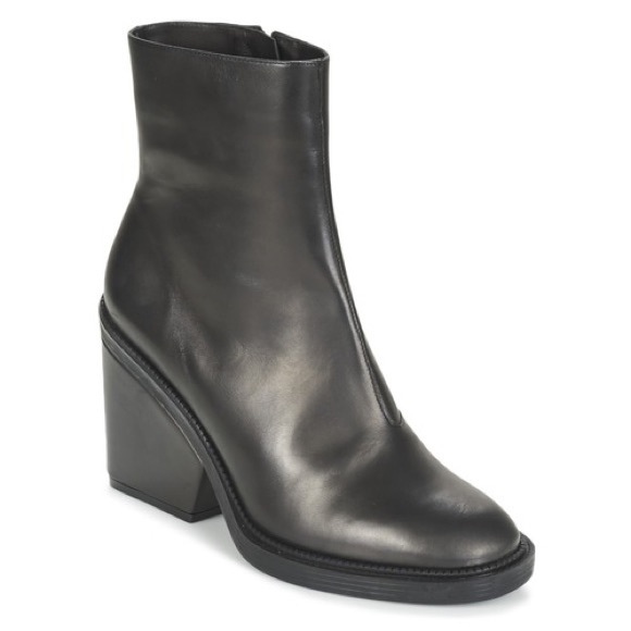 COPY - Robert Clergerie Ankle Boots - Picture 2 of 10
